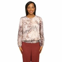 Buy ๐ Alfred-Dunner Tops ๐ฉ Womens Alfred Dunner Sorrento Abstract Animal Smocked Hem Blouse ๐
