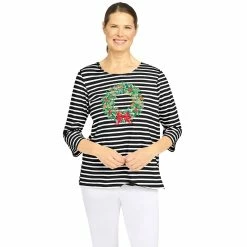 Budget ⭐ Alfred-Dunner Tops 👩 Womens Alfred Dunner Classics Wreath Stripe Holiday Top 🎁
