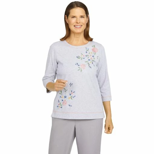 Discount ✨ Alfred-Dunner Tops Petite Alfred Dunner Shenandoah Valley Flower Embroidery Top ✨ -Alfred Dunner Store Online Shop unnamed file 939